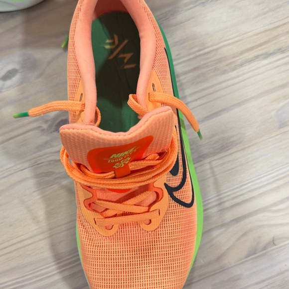Nike women’s zoomx fly 5 orange & Green Mesh Running Sneakers - Picture 2 of 4